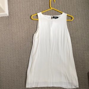 Lulu’s White Shift Dress. Size M.
